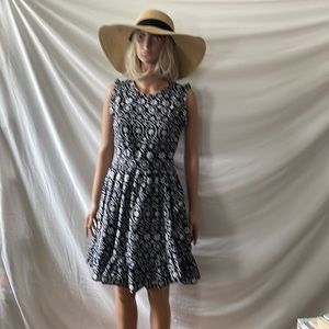 Kate Spade Shore Thing navy and white eyelet wrap dress with belt, size 4.